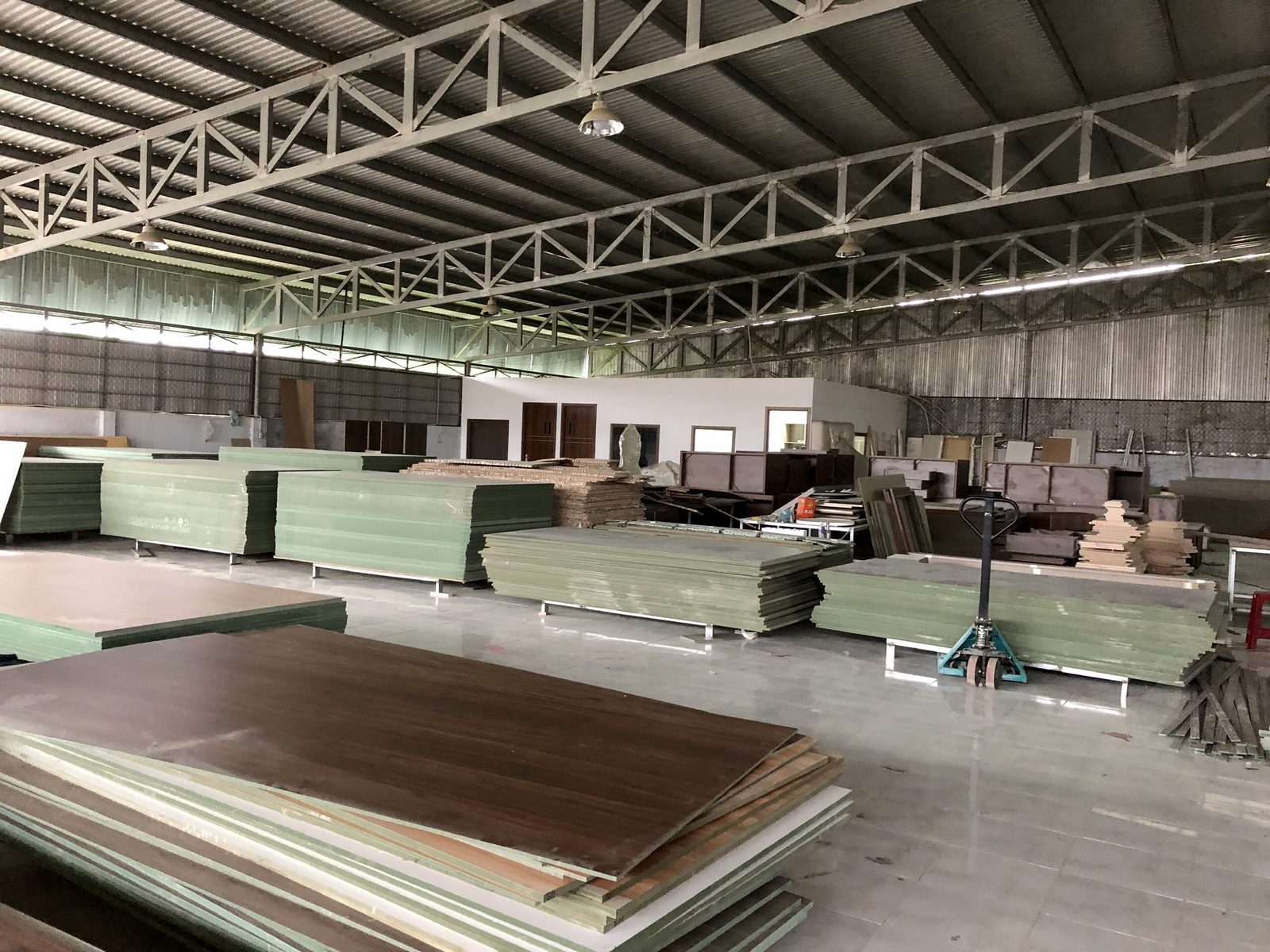 Xưởng sản xuất nội thất Vũ Kim Gia